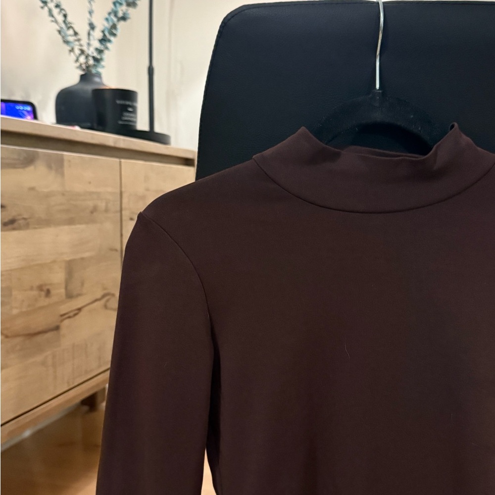 Brown Turtle Neck Bodysuit - viens avec moi